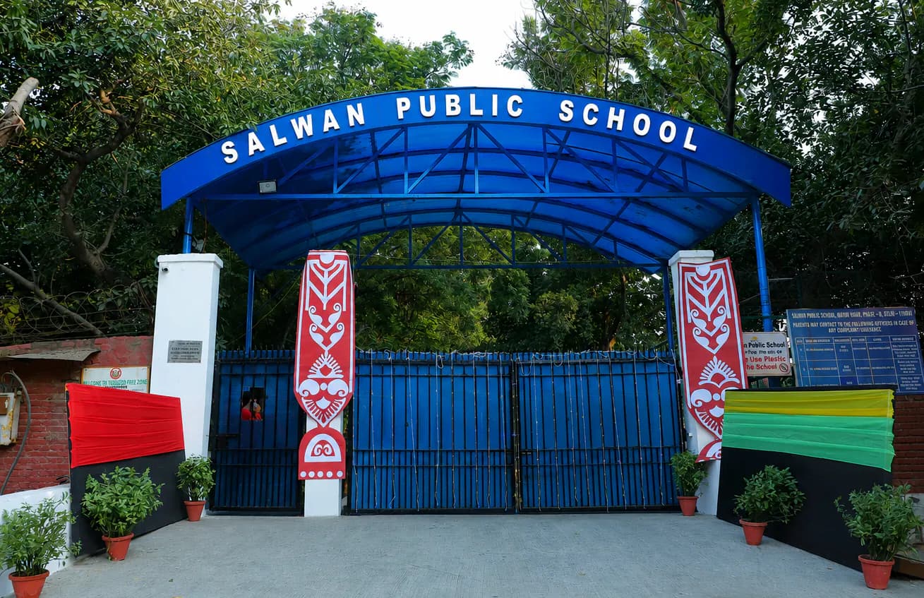 Salwan Public School, Mayur Vihar entrance